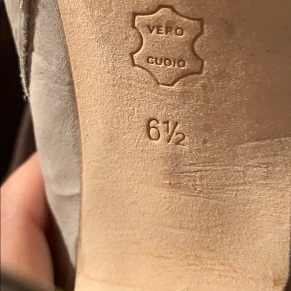 Heels - Picture 2 of 2